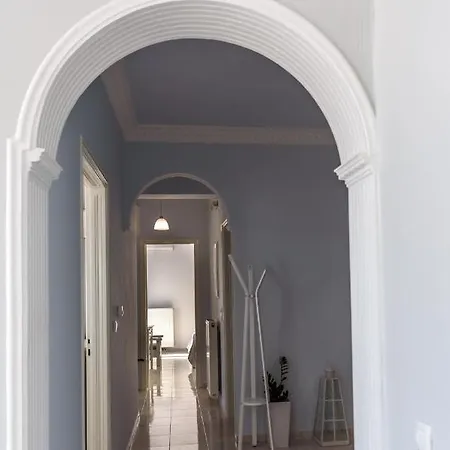 Vigere Luxury מונוליתוס