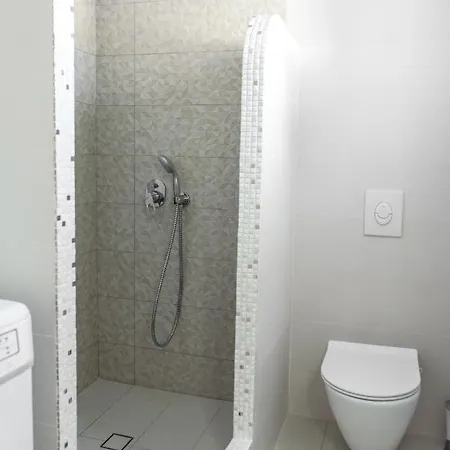 Vigere Luxury * מונוליתוס