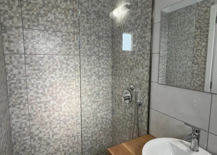 Vigere Luxury Monolithos